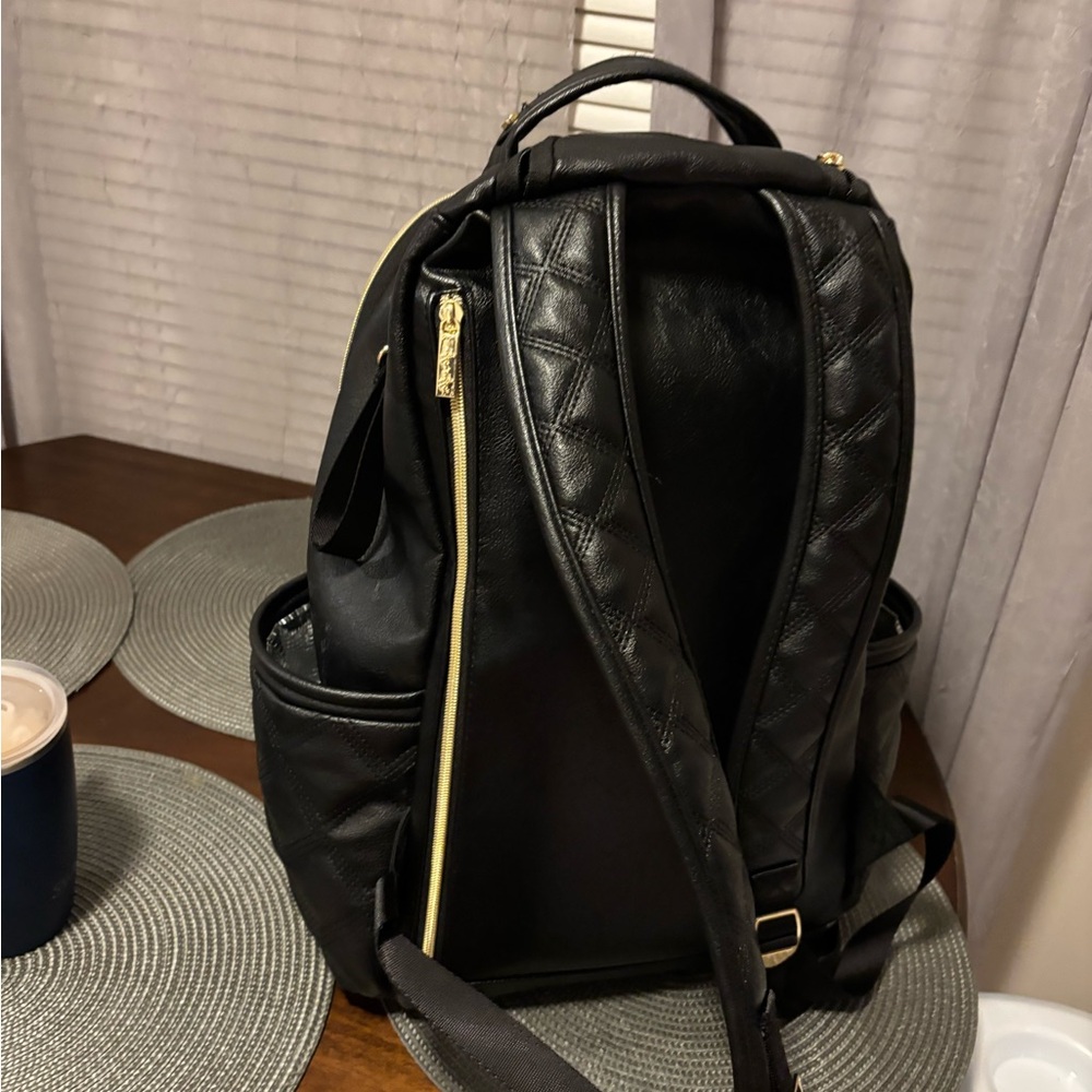 Itzy Ritzy Quilted Black Diaper Bag (Backpack) - Picture 4 of 9
